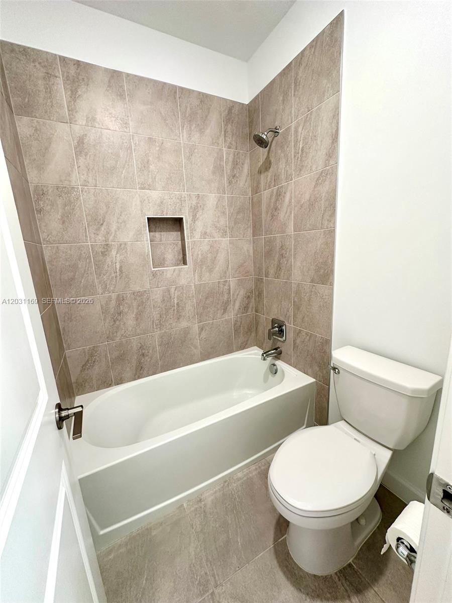 3265 Dunning Drive Property Photo 9