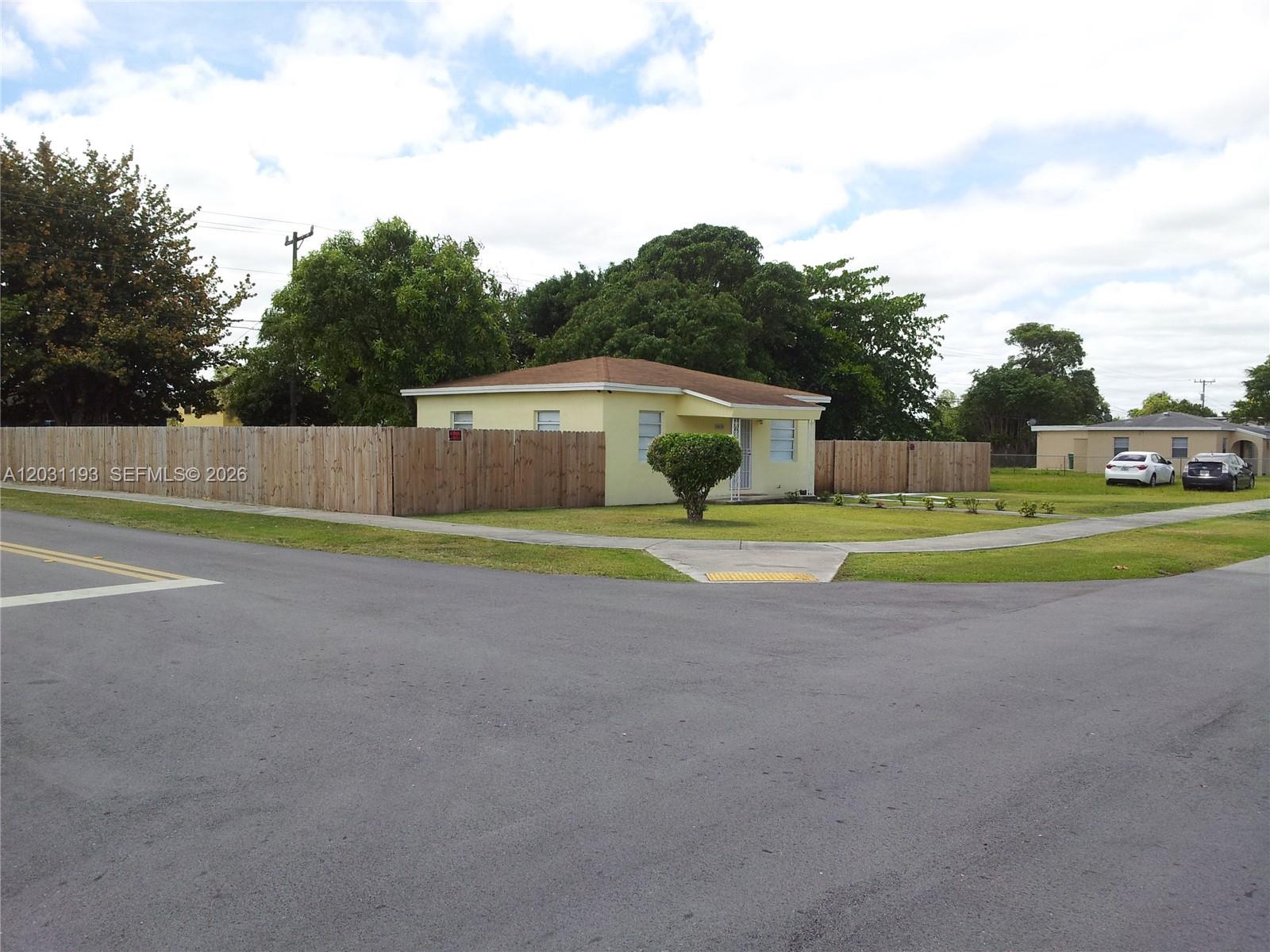 A12031193 Property Photo 2