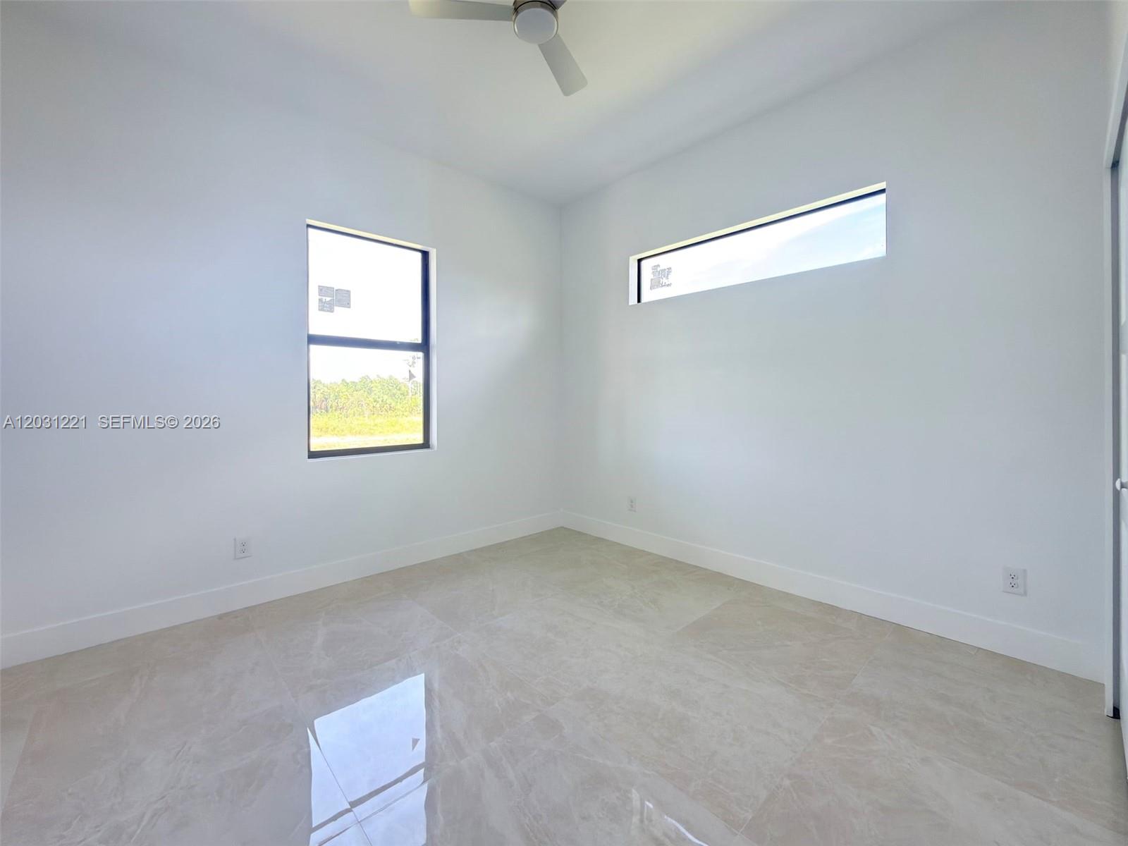 2610 20th W Property Photo 9