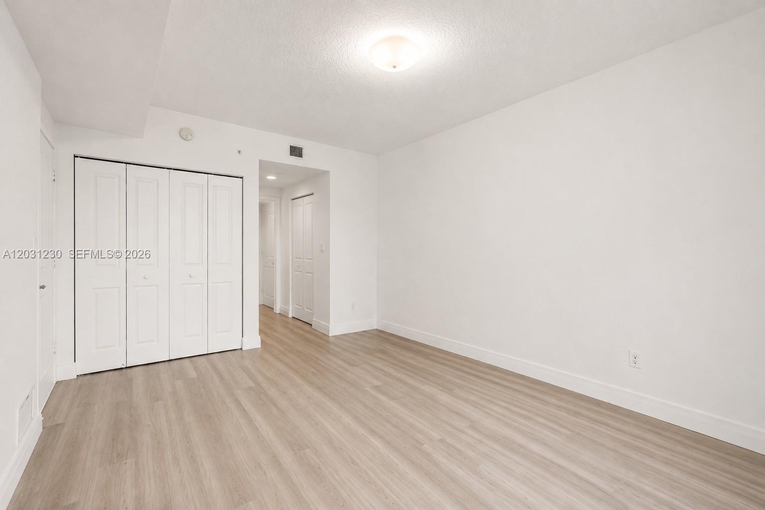 601 Ne 23rd Street 706 Property Photo 11