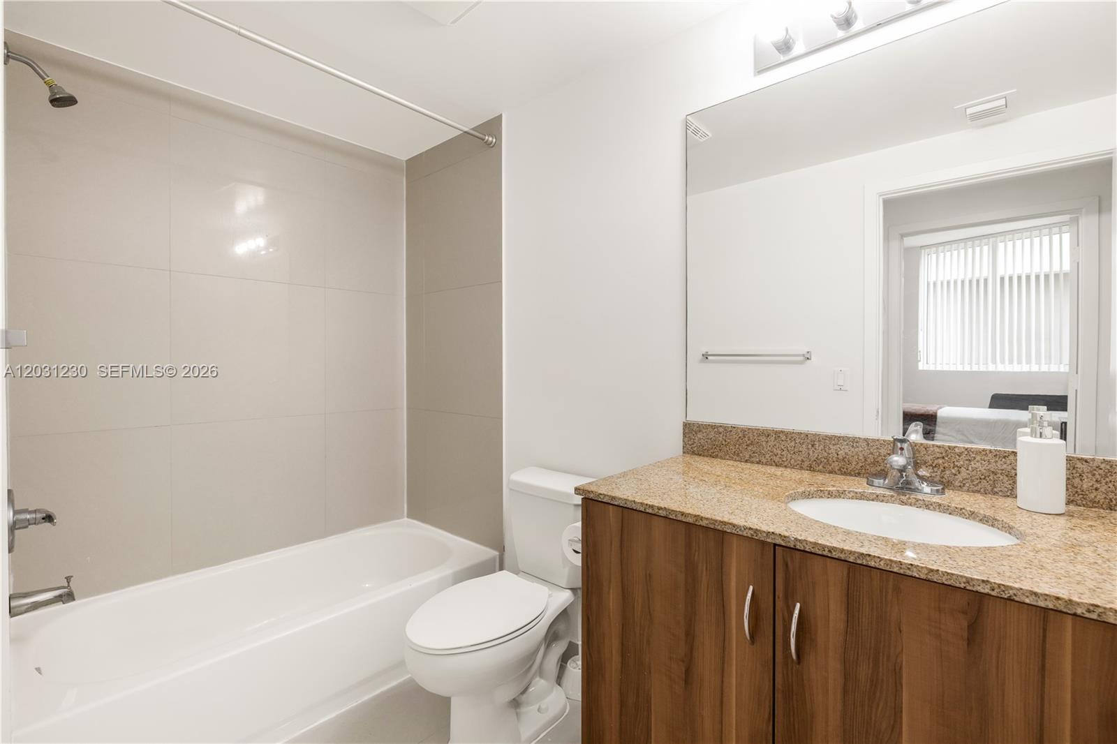601 Ne 23rd Street 706 Property Photo 14