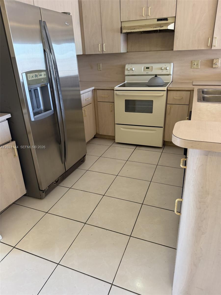 13752 Sw 156th Street Property Photo 5