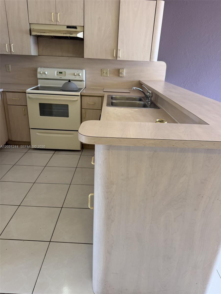 13752 Sw 156th Street Property Photo 6