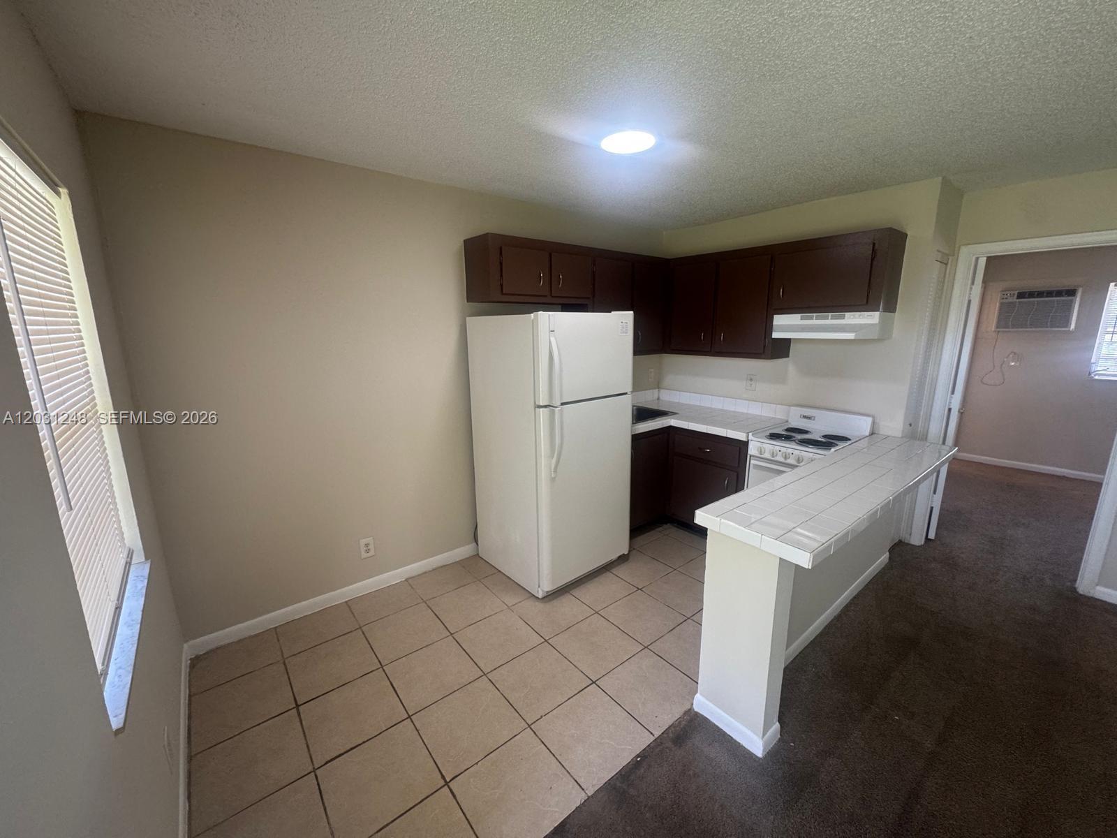 5192 Ne 6th Avenue 802 Property Photo 2