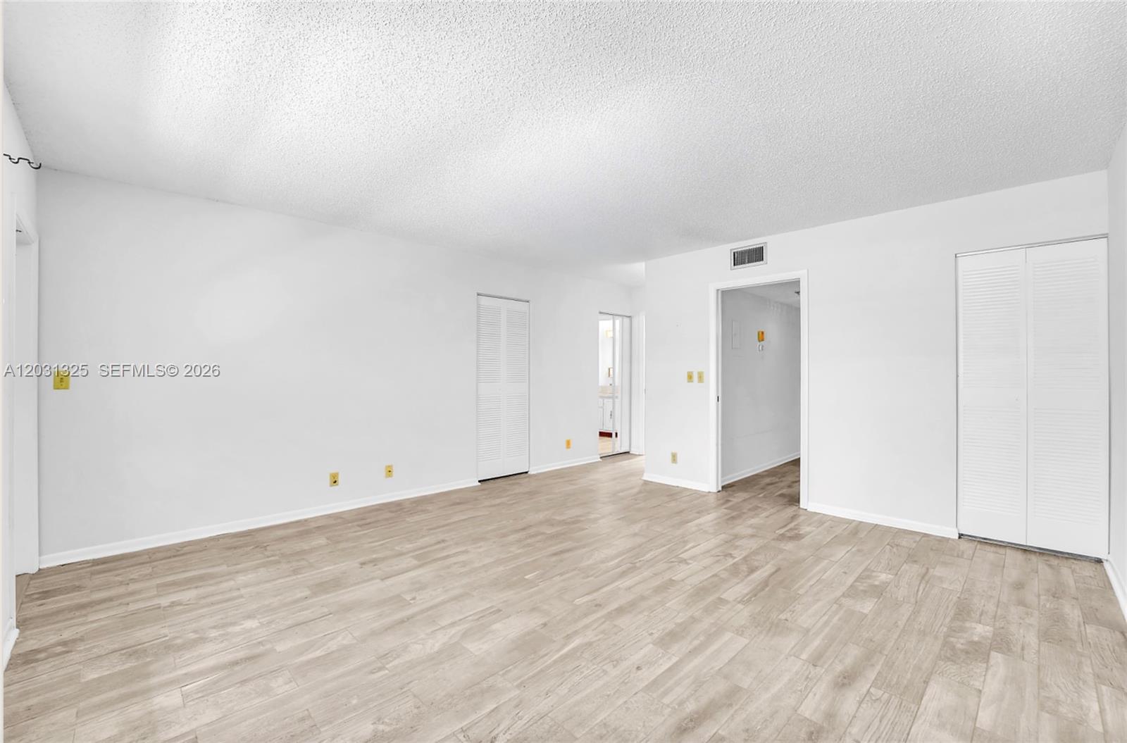 14529 Canalview Drive B Property Photo 5