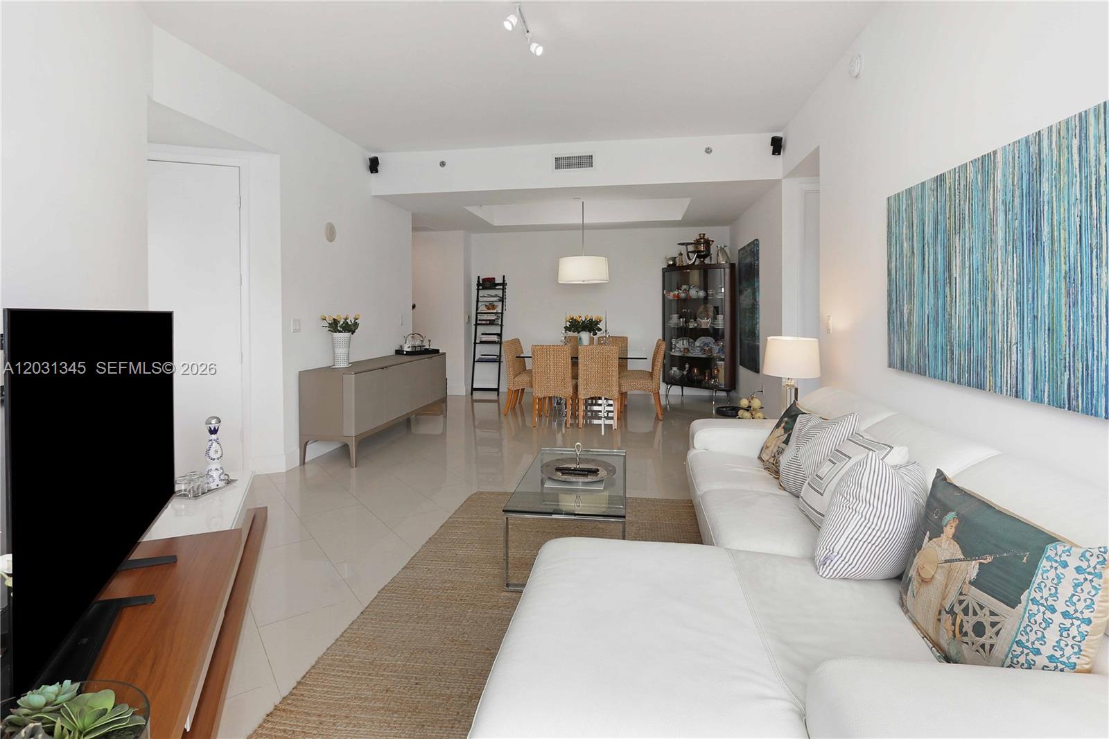 15811 Collins Avenue 1105 Property Photo 9