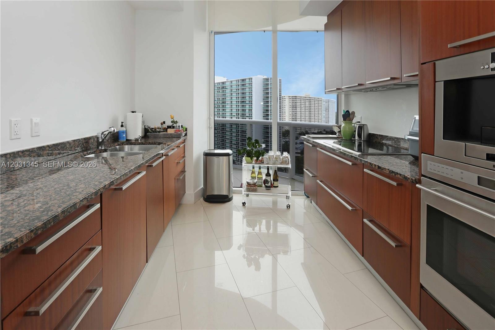 15811 Collins Avenue 1105 Property Photo 17