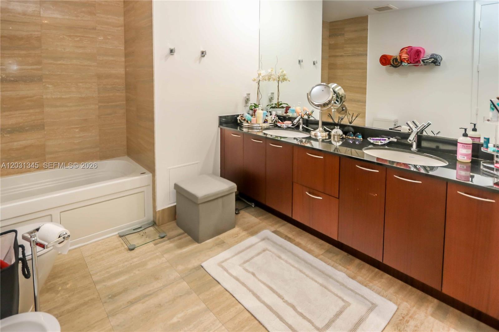 15811 Collins Avenue 1105 Property Photo 24