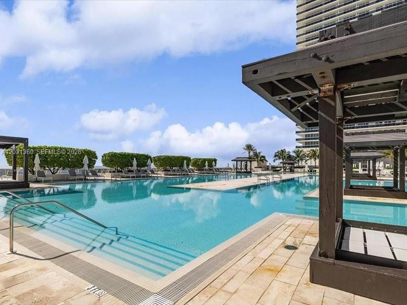 1800 S Ocean Drive 3101 Property Photo 3