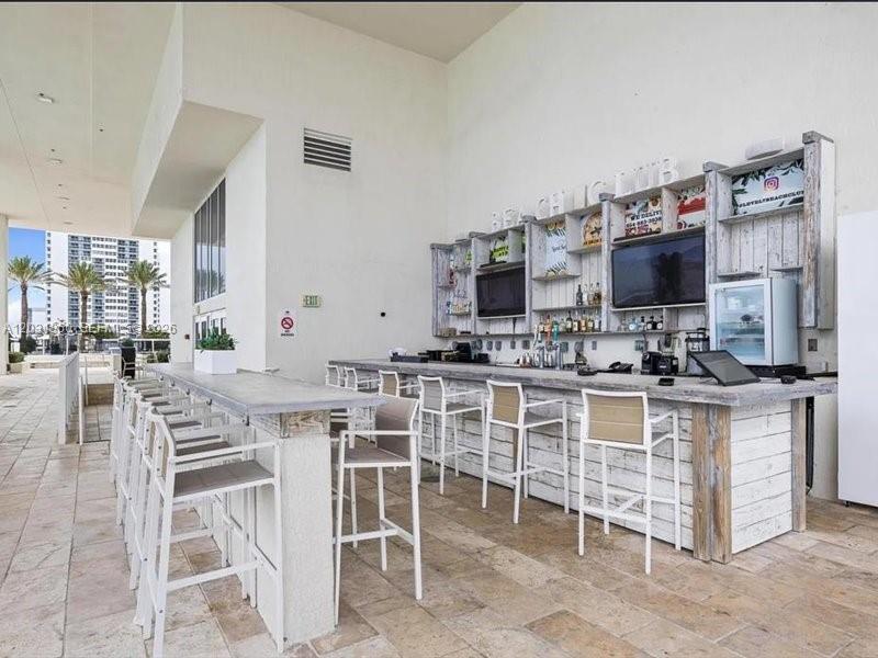 1800 S Ocean Drive 3101 Property Photo 5