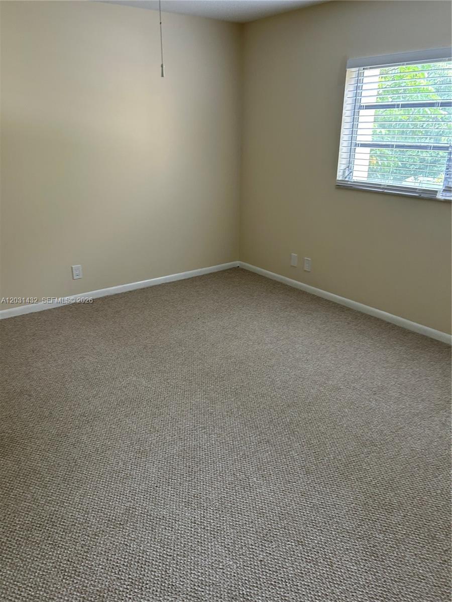 218 Ne 12th Avenue 203 Property Photo 8