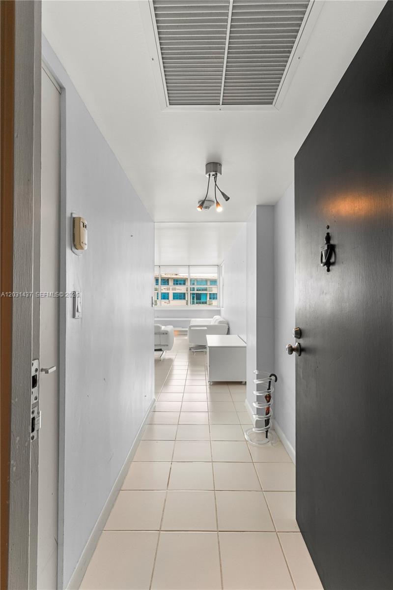 1420 Brickell Bay Drive 1405c Property Photo 2