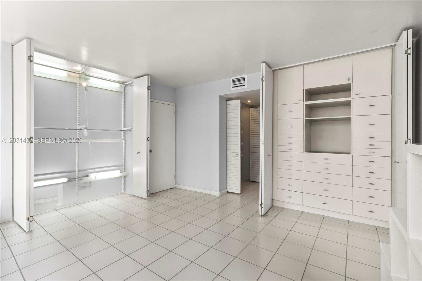 1420 Brickell Bay Drive 1405c Property Photo 16