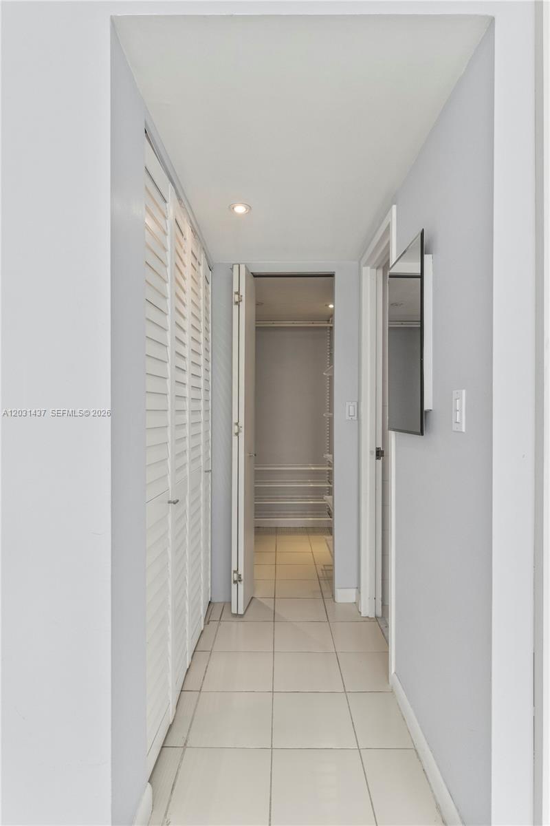 1420 Brickell Bay Drive 1405c Property Photo 17