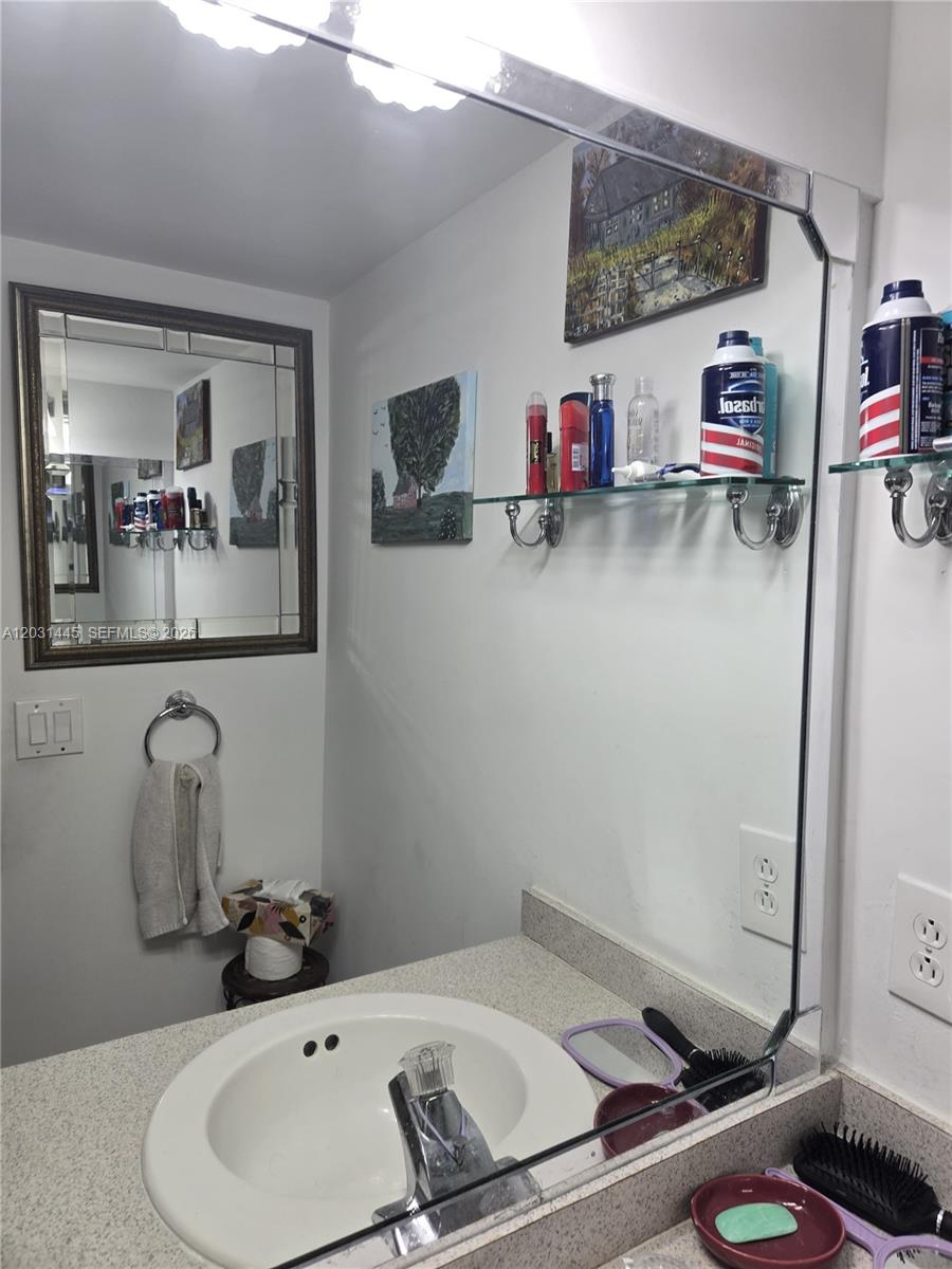 A12031445 Property Photo 23