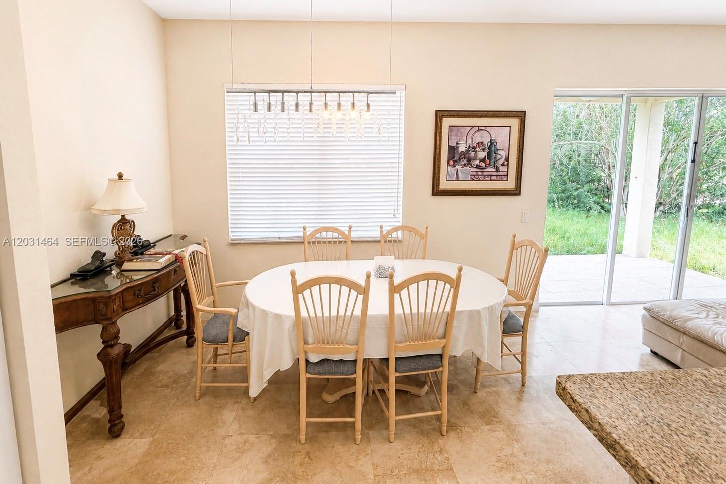 748 Tulip Circle Property Photo 6