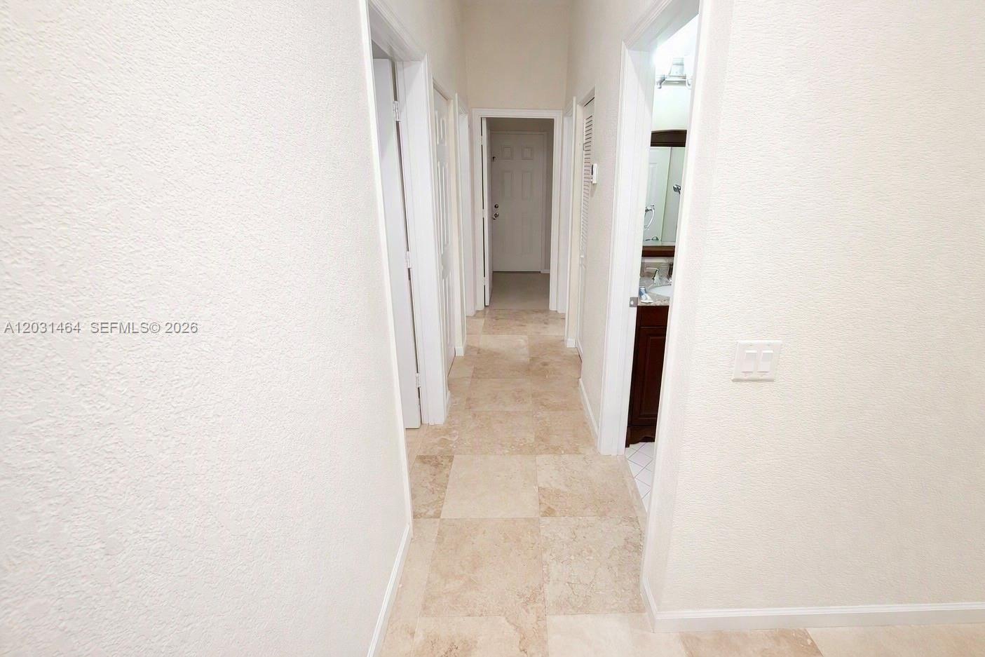 748 Tulip Circle Property Photo 7