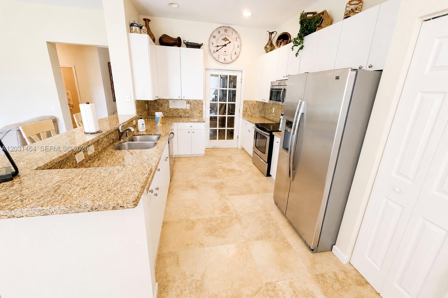 748 Tulip Circle Property Photo 11