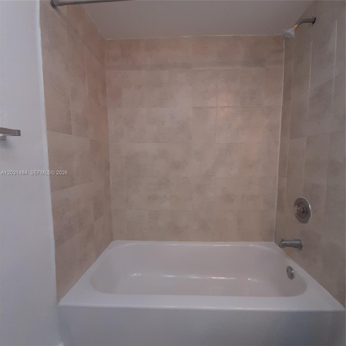 8160 Geneva Way 316 Property Photo 11