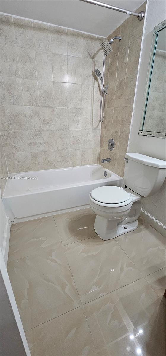 8160 Geneva Way 316 Property Photo 20