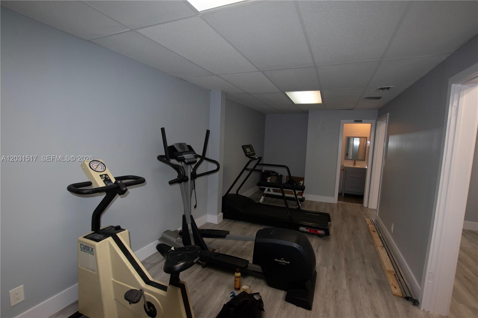 A12031517 Property Photo 11
