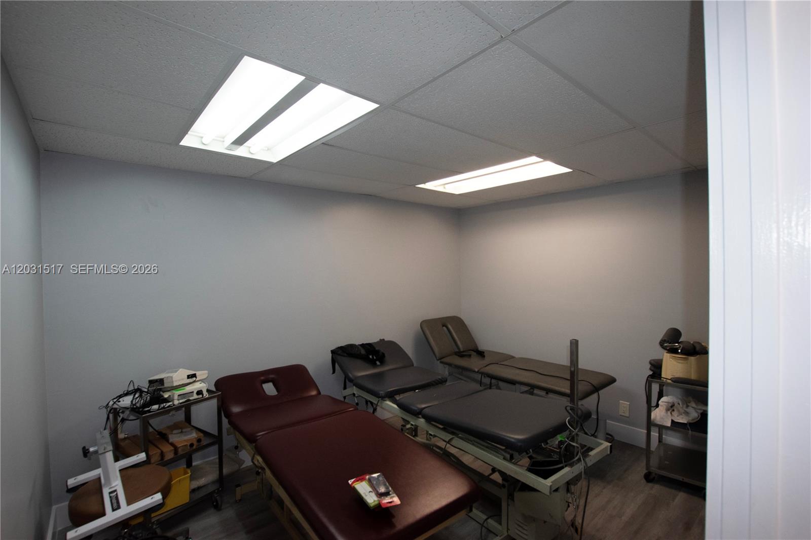 A12031517 Property Photo 13