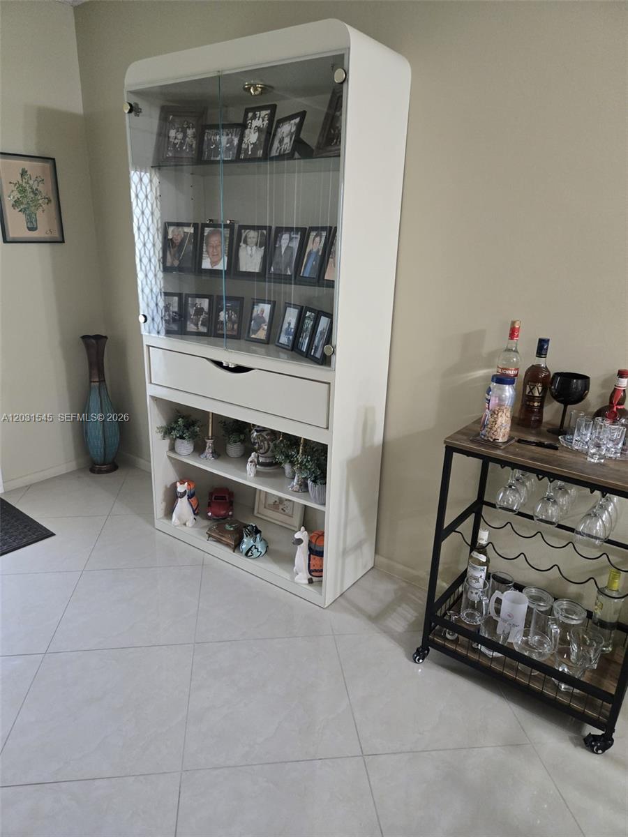 A12031545 Property Photo 11