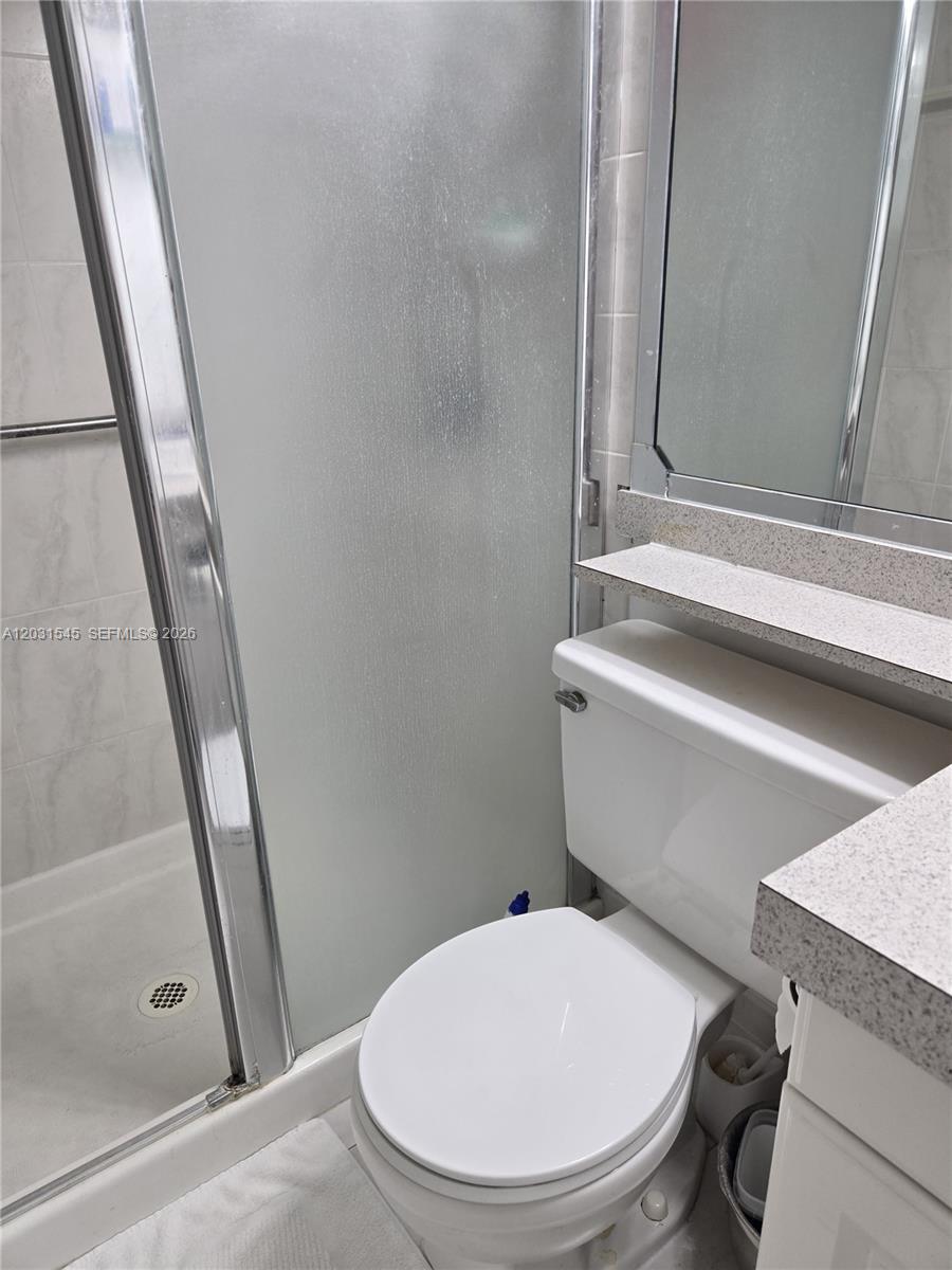 A12031545 Property Photo 25