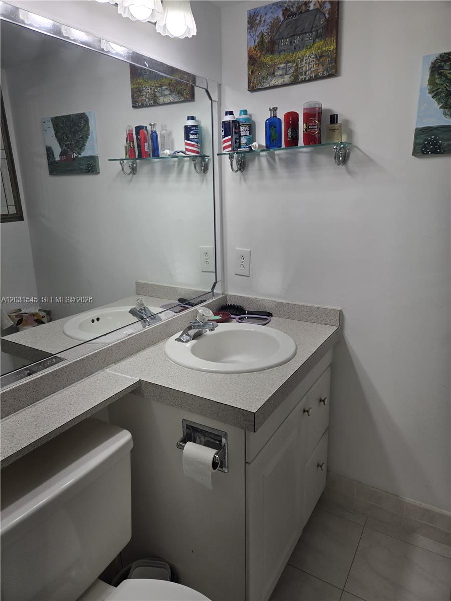 A12031545 Property Photo 26