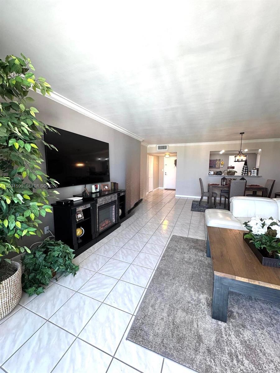 3800 S Ocean Drive 1816 (available Now) Property Photo 7