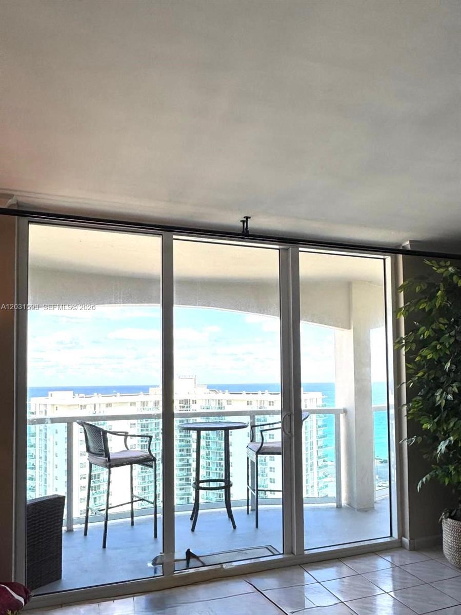 3800 S Ocean Drive 1816 (available Now) Property Photo 11