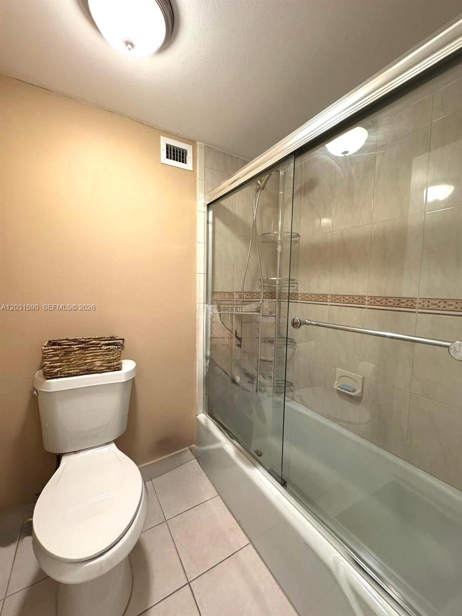 3800 S Ocean Drive 1816 (available Now) Property Photo 16