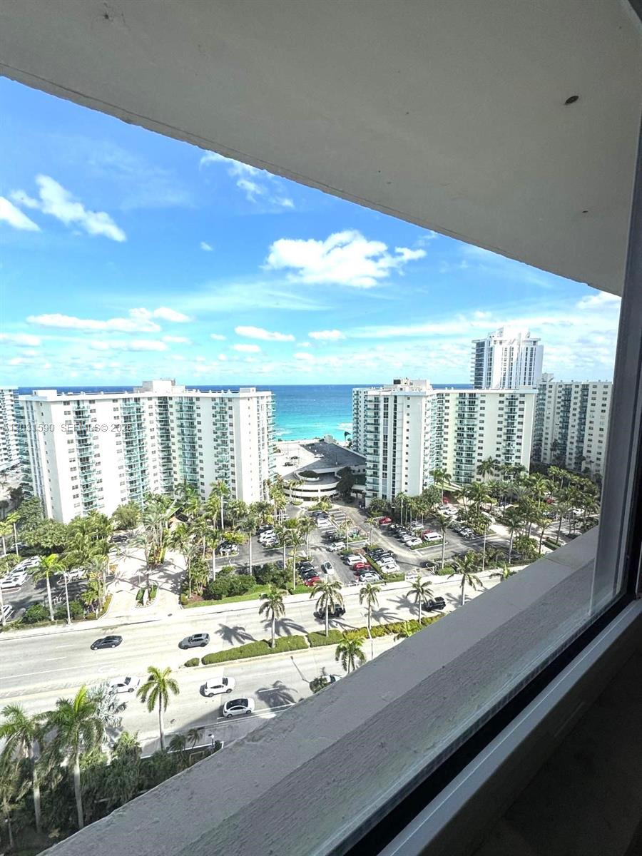 3800 S Ocean Drive 1816 (available Now) Property Photo 20