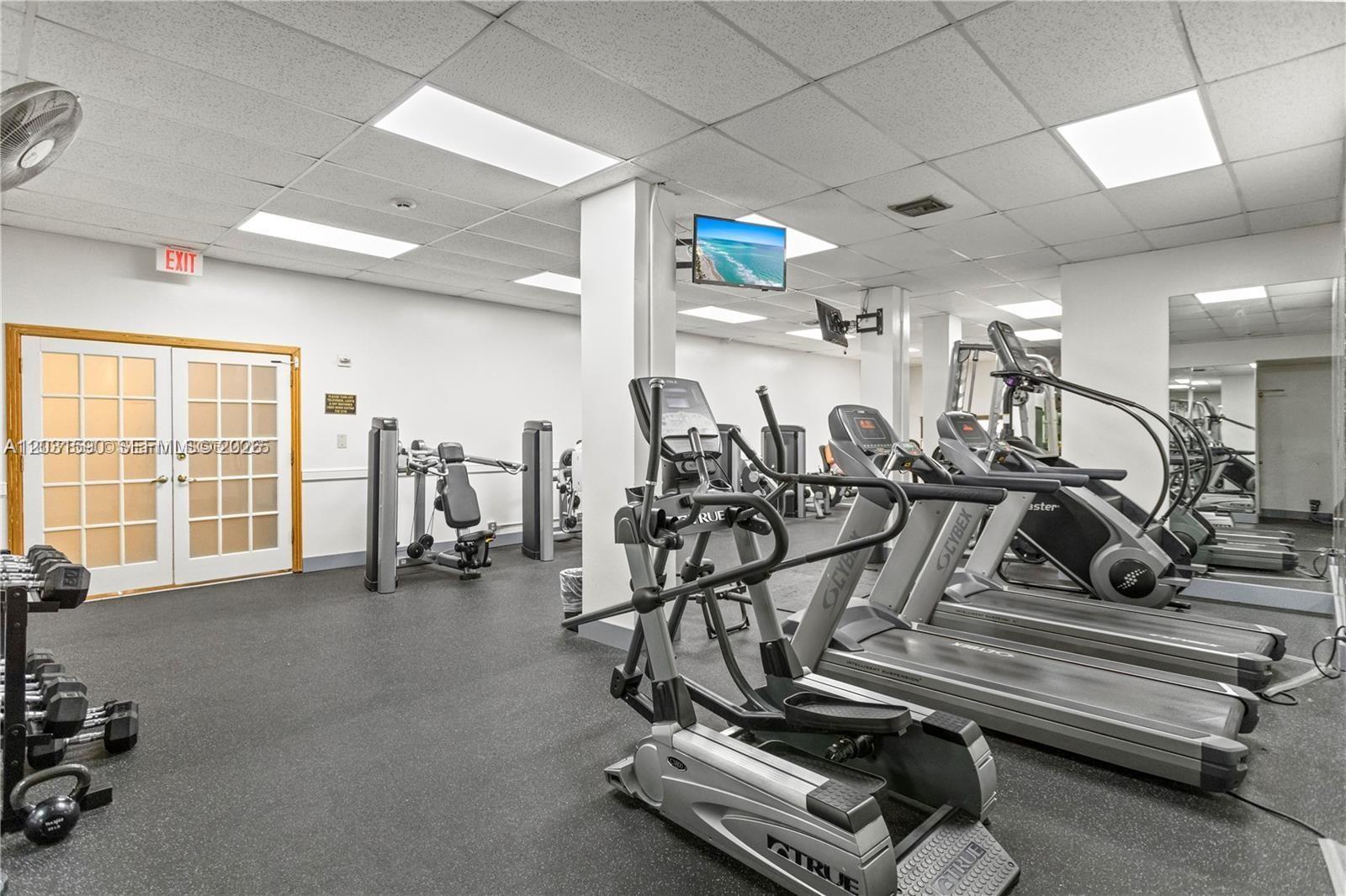 3800 S Ocean Drive 1816 (available Now) Property Photo 33