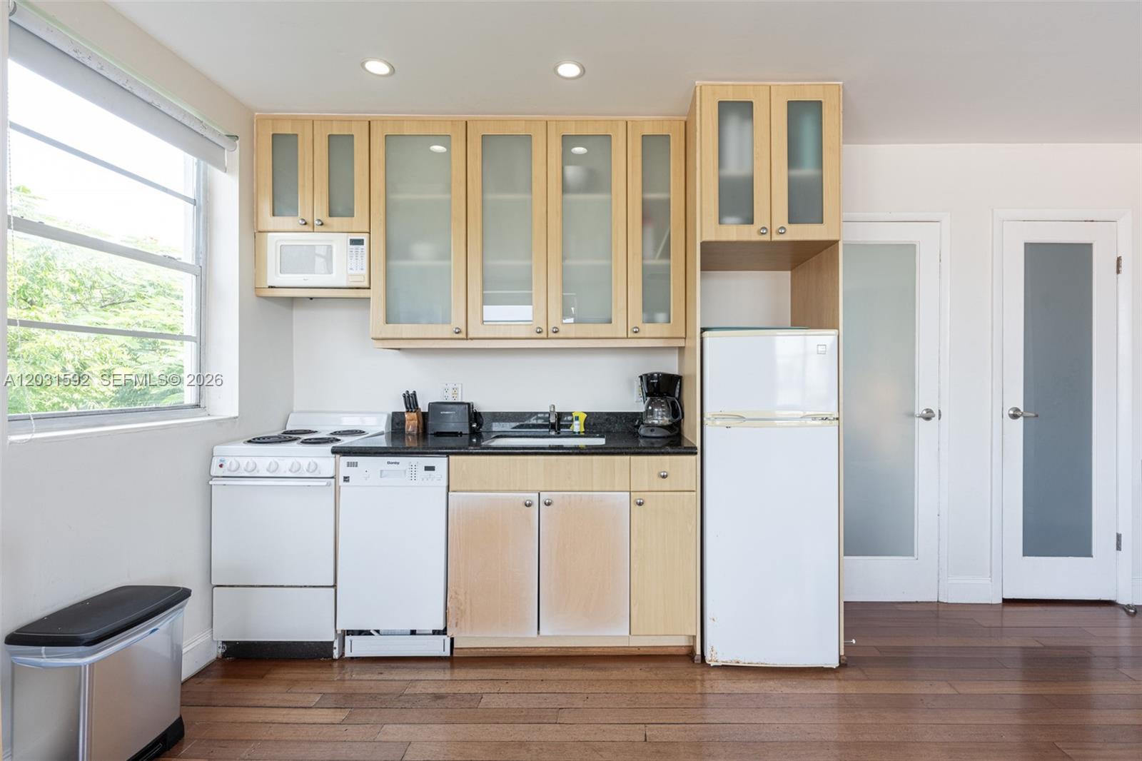 420 15th Street 307 Property Photo 9