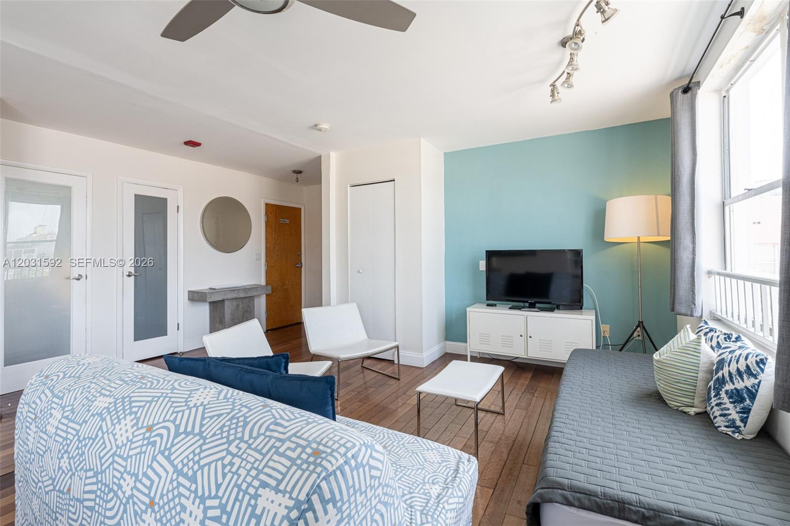 420 15th Street 307 Property Photo 11