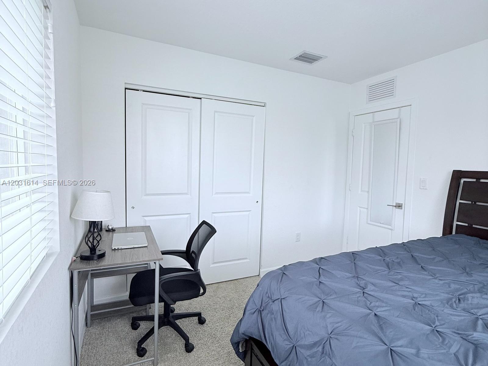 A12031614 Property Photo 11