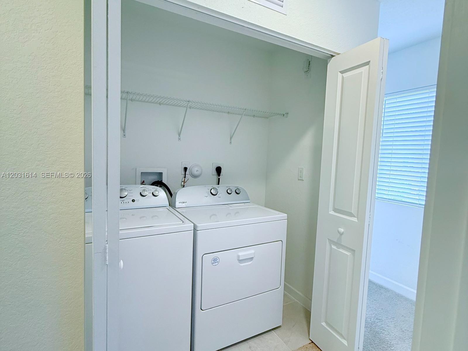 A12031614 Property Photo 13