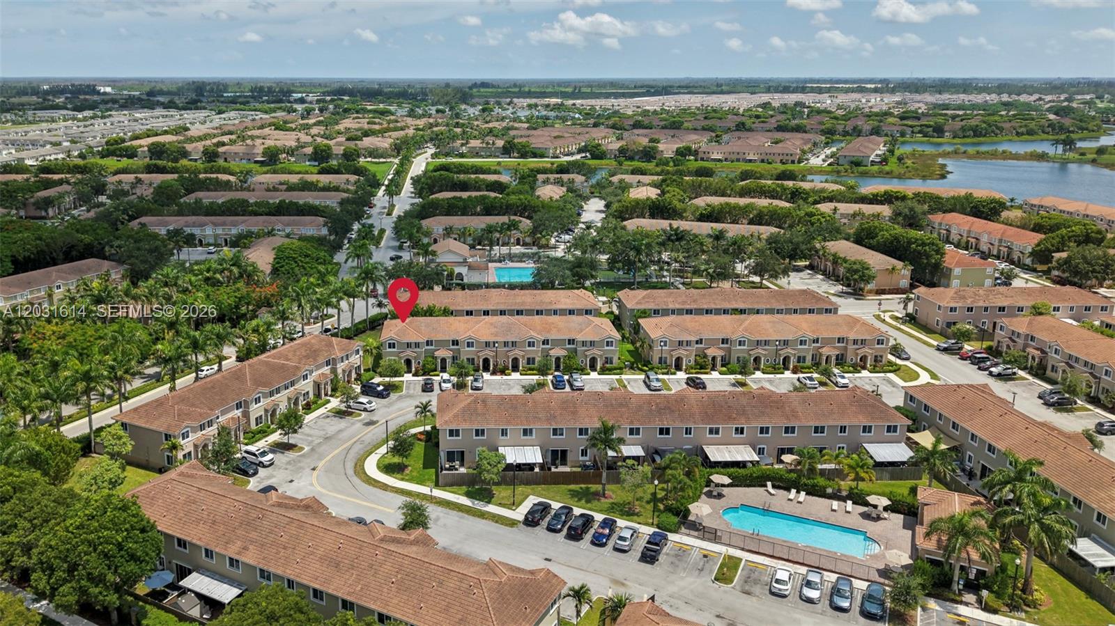 A12031614 Property Photo 20