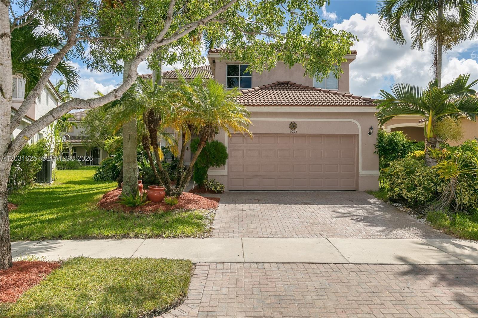 1032 Silktree Lane Property Photo 1