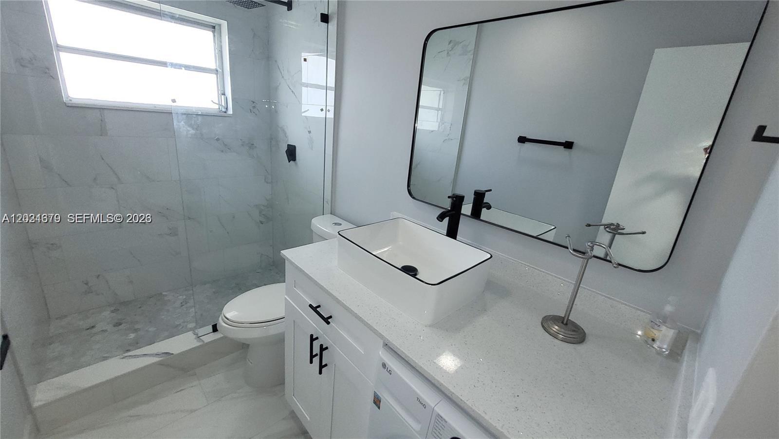 1150 Atlantic Shores Boulevard 601 Property Photo 14