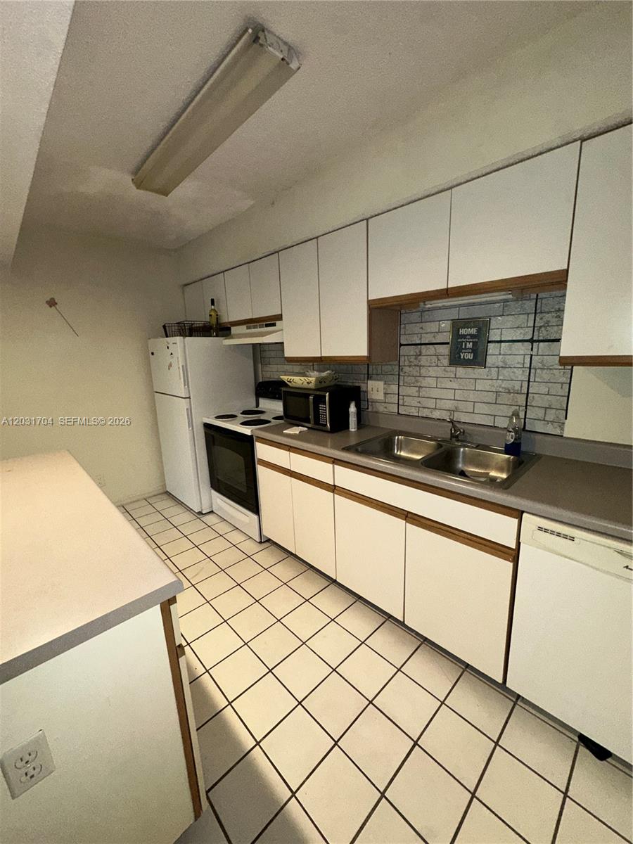 4055 W Mcnab Road H309 Property Photo 5