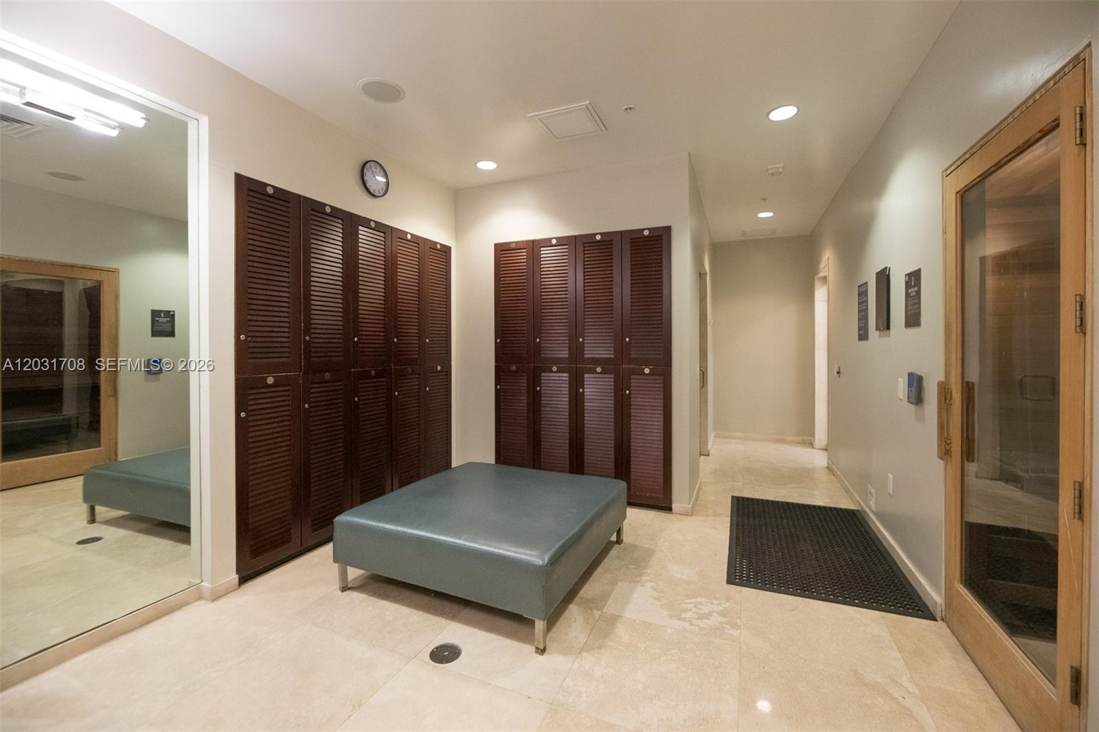 10275 Collins Avenue 905 Property Photo 20