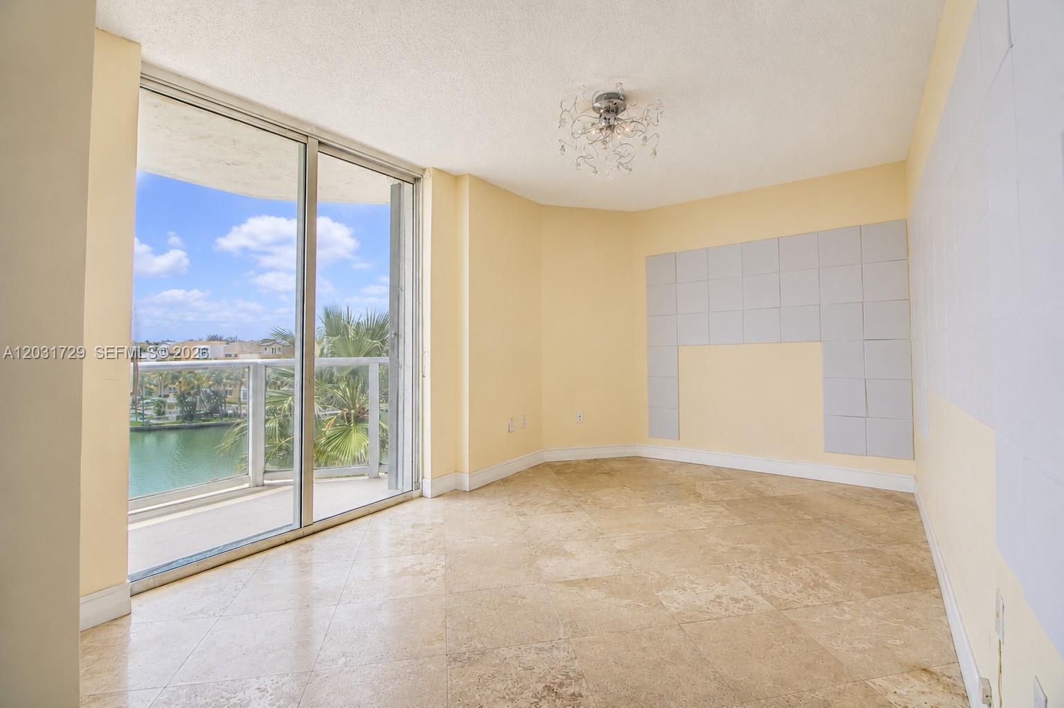 5900 Collins Avenue 601 Property Photo 13