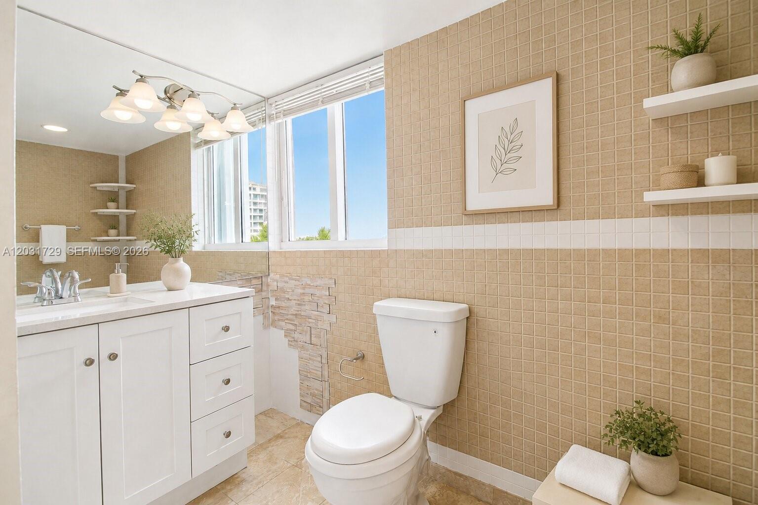 5900 Collins Avenue 601 Property Photo 19