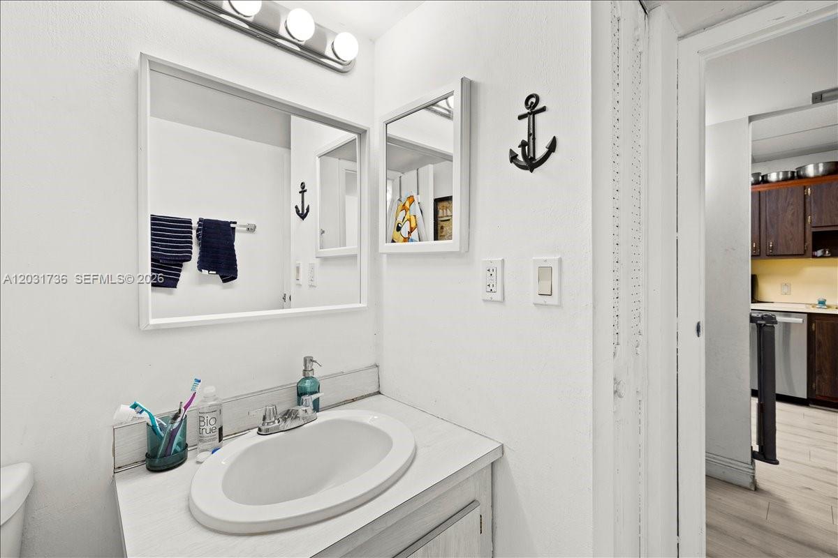 3101 N Country Club Drive 209 Property Photo 12