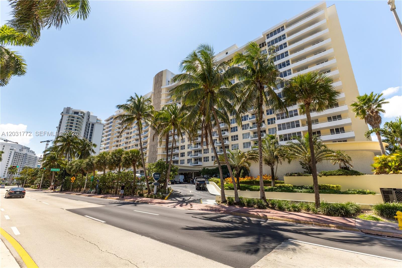 5600 Collins Avenue 14r Property Photo 28
