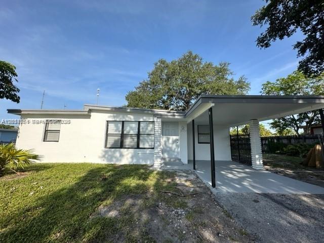 3904 Sw 58th Avenue Property Photo 3