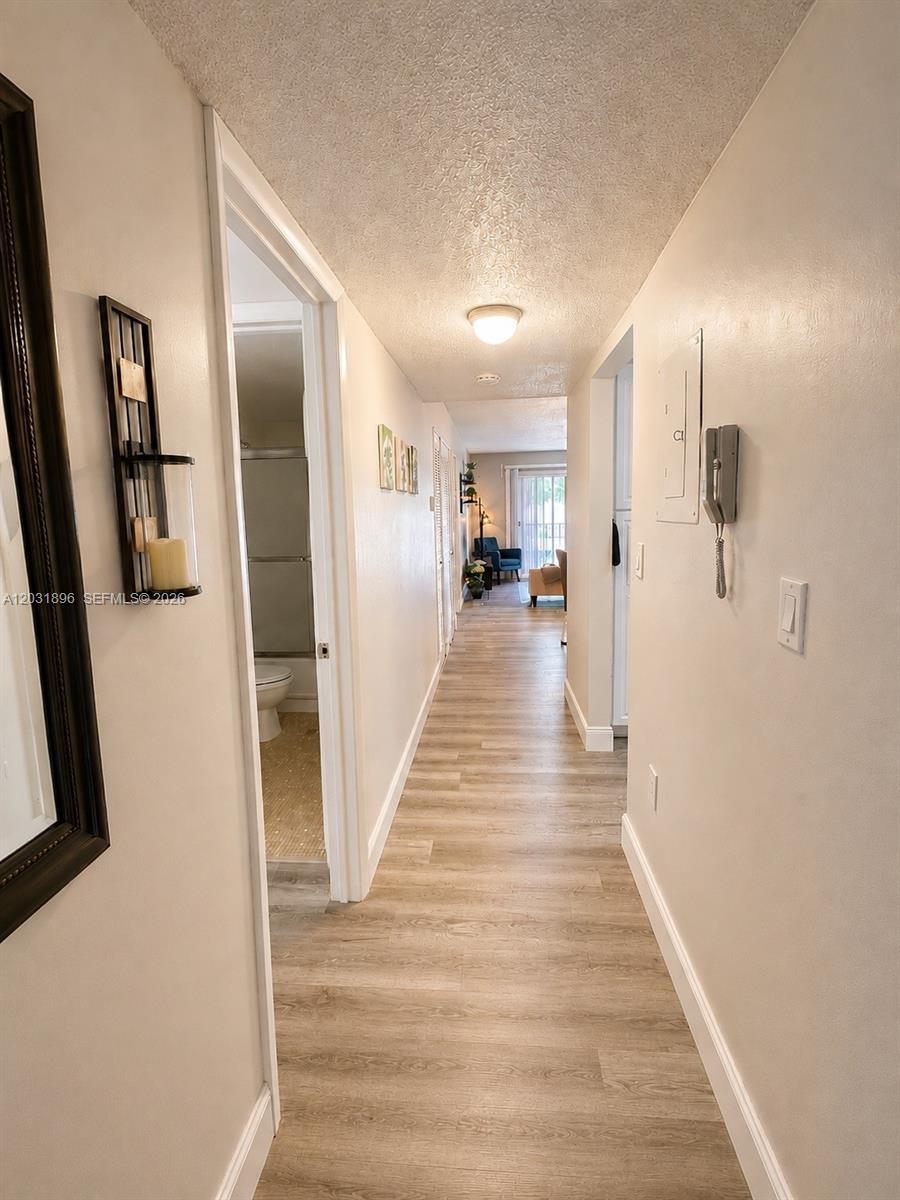 1150 Collins Avenue 204 Property Photo 3