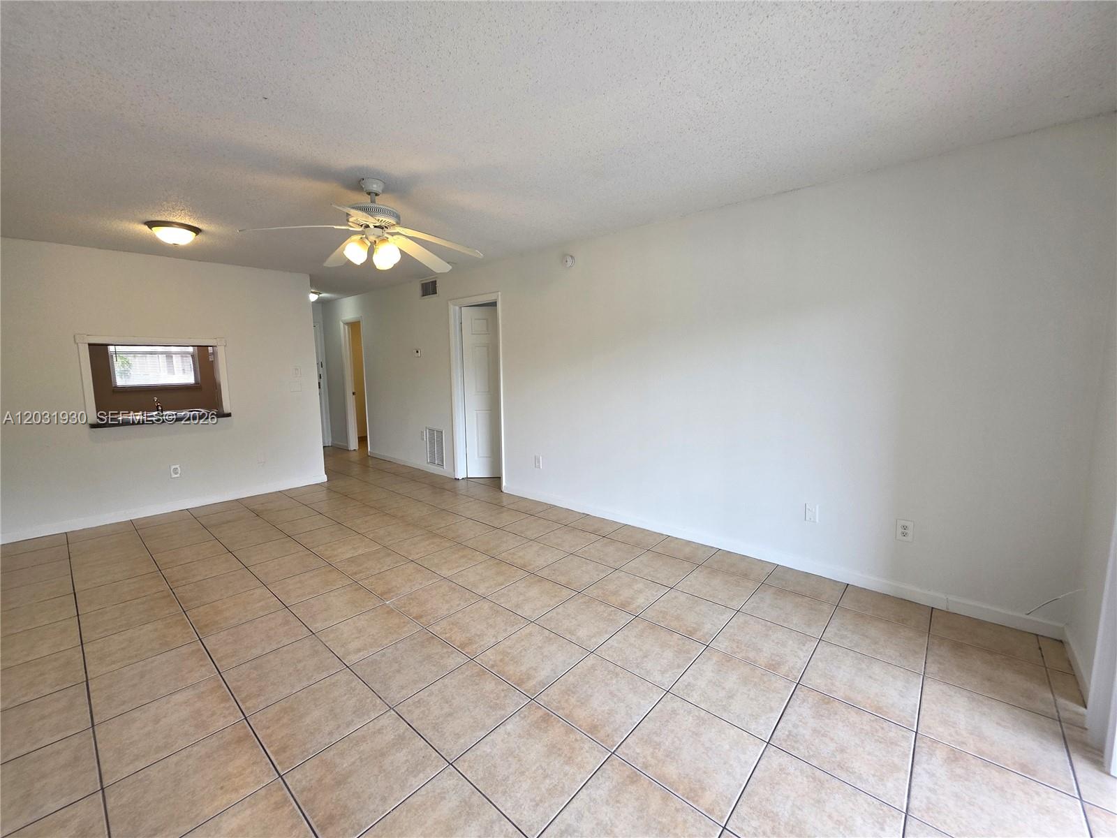2800 Nw 56th Avenue E303 Property Photo 3